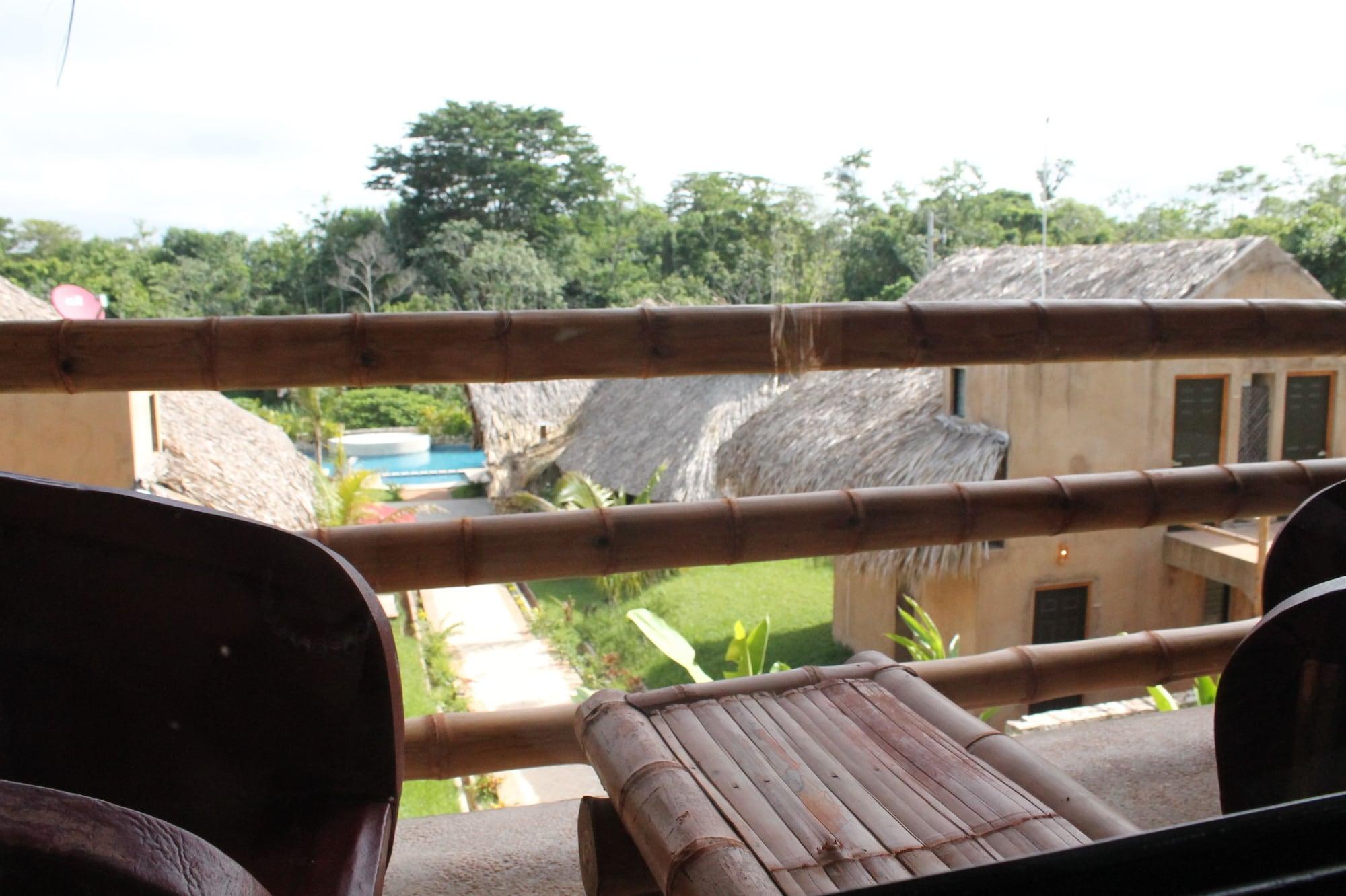 Axkan Palenque, Shows En Vivo & Gastronomia Mar Y Tierra & Travel Agency Экстерьер фото